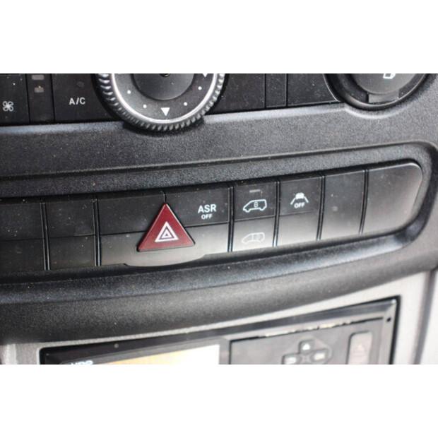 Mercedes-Benz SPRINTER-47401018