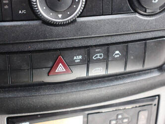 mercedes-benz-sprinter-1456174-47401018