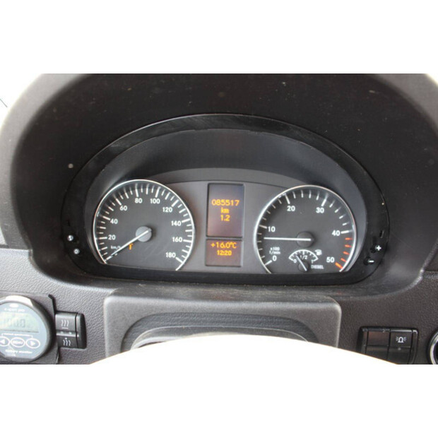Mercedes-Benz SPRINTER-47401021