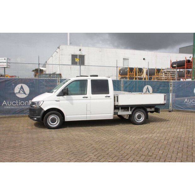 2018 Volkswagen Transporter-47401023