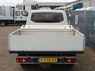 2018-volkswagen-transporter-1456175-47401026
