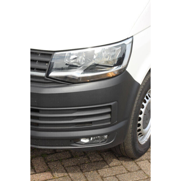 2018 Volkswagen Transporter-47401032