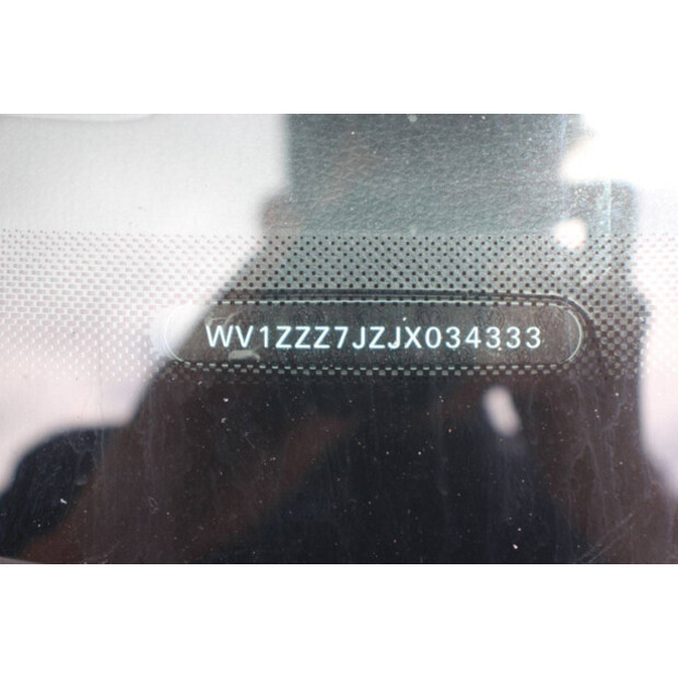 2018 Volkswagen Transporter-47401034
