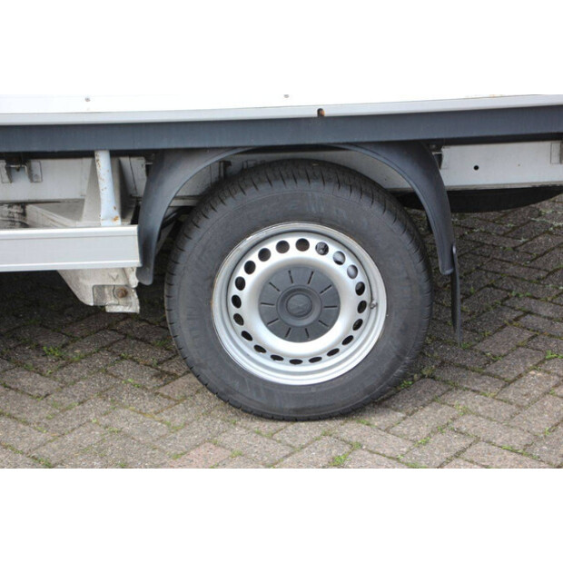2018 Volkswagen Transporter-47401036