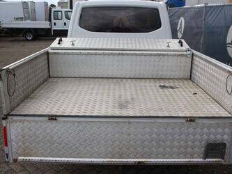 2018-volkswagen-transporter-1456175-47401039