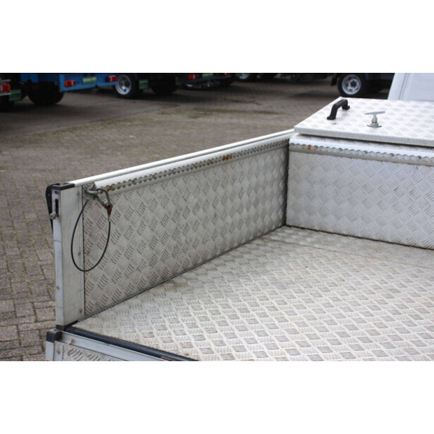 2018 Volkswagen Transporter-47401040