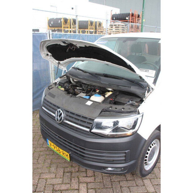 2018 Volkswagen Transporter-47401044