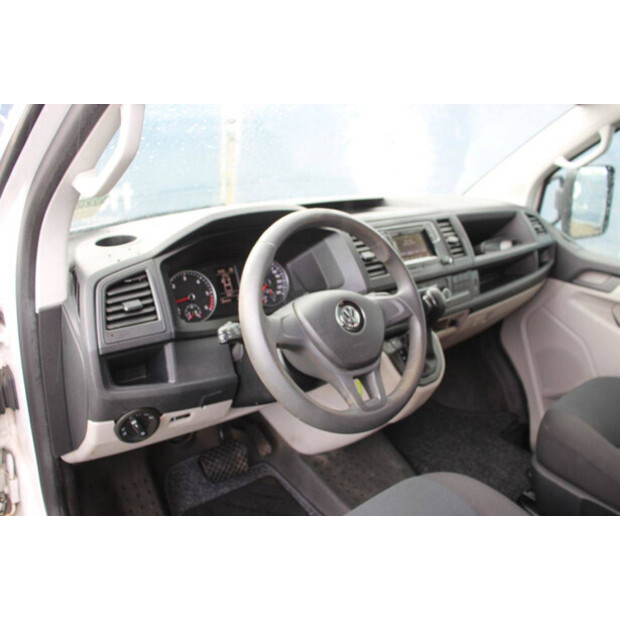 2018 Volkswagen Transporter-47401052
