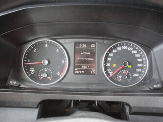 2018-volkswagen-transporter-1456175-47401057
