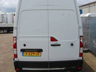 2018-renault-master-1456178-47401149