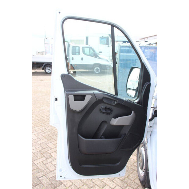 2018 Renault Master-47401186