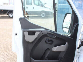 2018-renault-master-1456178-47401186