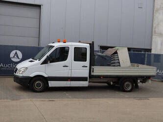صورة ل المركبات التجارية 2010 مرسيدس بنز Sprinter 313 CDI