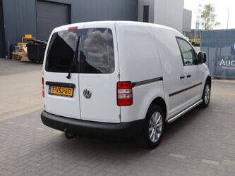 2012-volkswagen-caddy-1456182-47401347