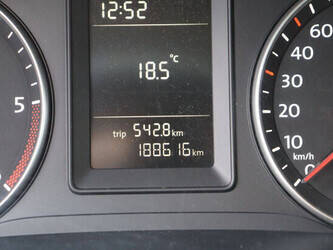 2012-volkswagen-caddy-1456182-47401367