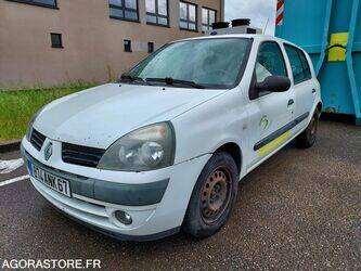 صورة ل سيارات 2005 رينو Clio للبيع في فرنسا