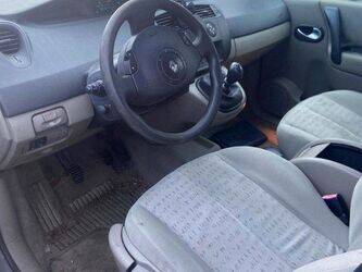 2006-renault-megane-1456309-47416239
