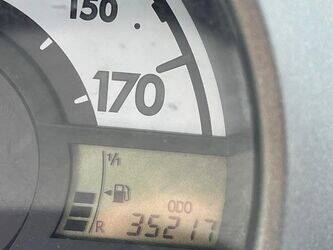 2010-citroen-c1-1456325-47416462