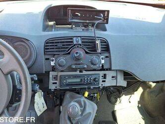 2008-renault-kangoo-1456359-47416805