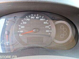 2008-renault-kangoo-1456359-47416806