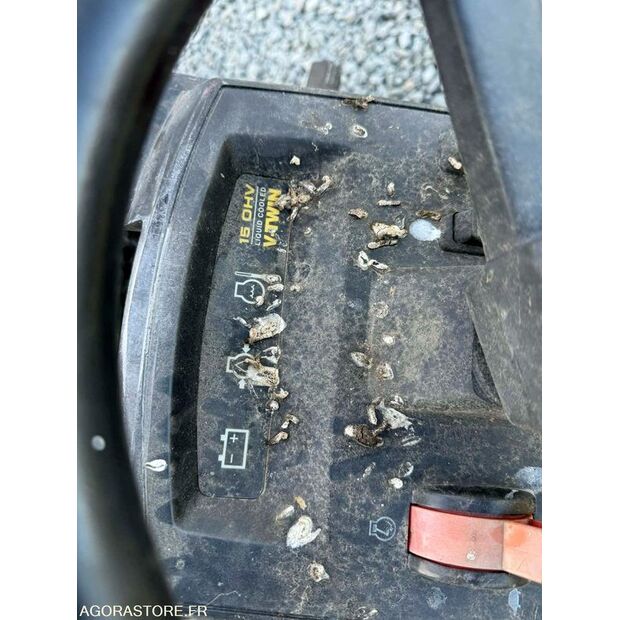 JOHN DEERE-47416913