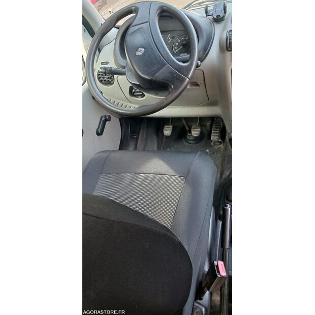 2002 Renault Master-47416986