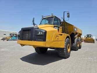 صورة ل شاحنات 2012 كاتربيلر 740B
