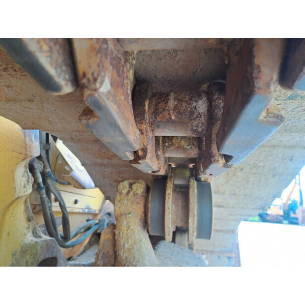 2018 Komatsu D61PXI-24-47418092