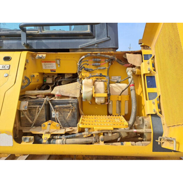 2018 Komatsu D61PXI-24-47418096