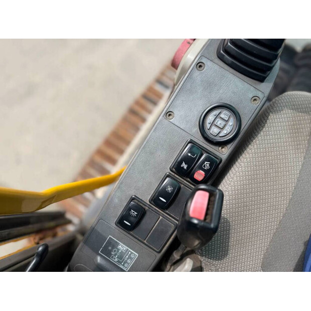 2008 Volvo EC210CL-47418754