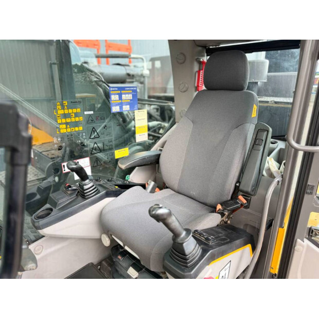 2023 فولفو EC300EL-47418809