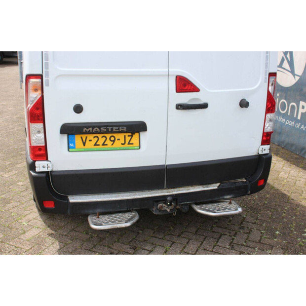 2018 Renault Master-47418835