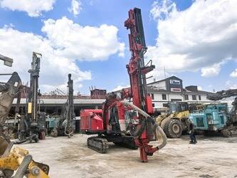 2023-sandvik-dx-800-47419242
