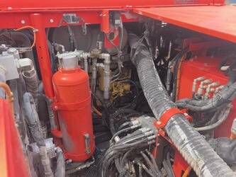 2023-sandvik-dx-800-47419253