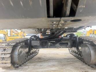 2023-sandvik-dx-800-47419267
