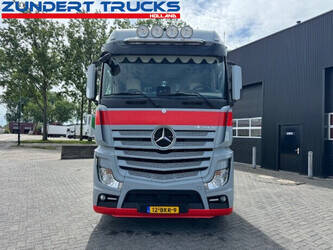 2018-mercedes-benz-actros-1456457-47419332