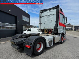 2018-mercedes-benz-actros-1456457-47419335