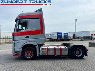 2018-mercedes-benz-actros-1456457-47419338