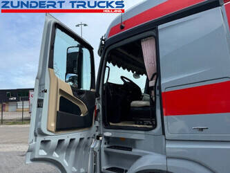 2018-mercedes-benz-actros-1456457-47419339
