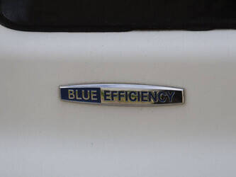 2013-mercedes-benz-vito-1456467-47419558
