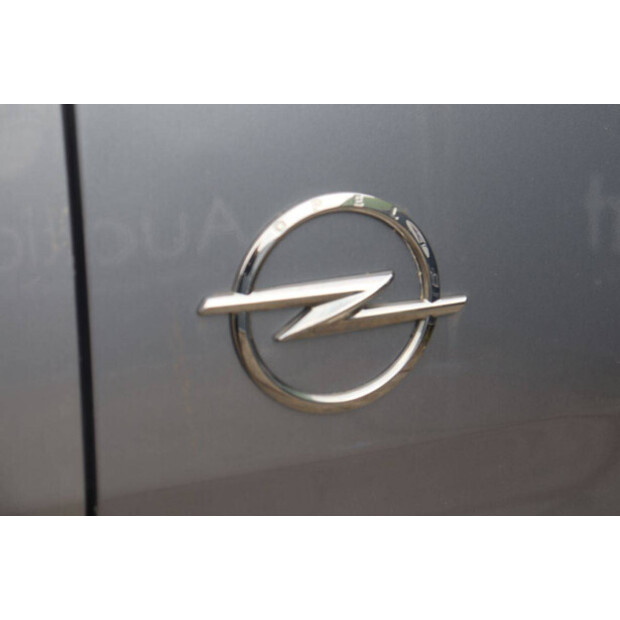 2021 أوبل Vivaro-47419607