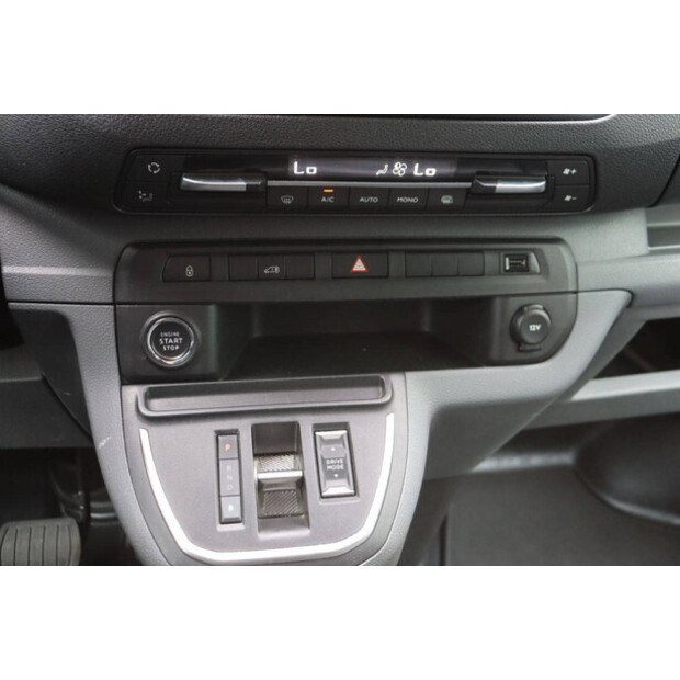 2021 أوبل Vivaro-47419619