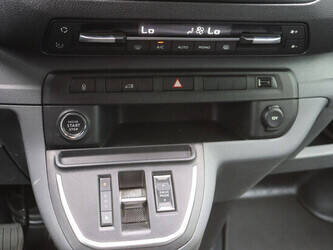 2021-opel-vivaro-1456468-47419619