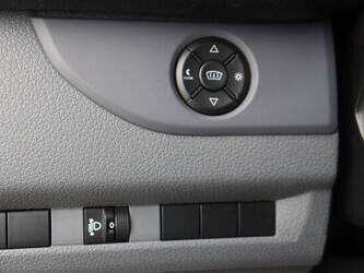 2021-opel-vivaro-1456468-47419627