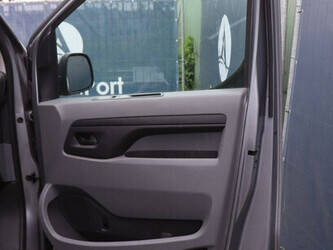 2021-opel-vivaro-1456468-47419638