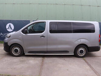 2021-toyota-proace-1456469-47419646