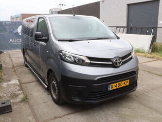 2021-toyota-proace-1456469-47419651