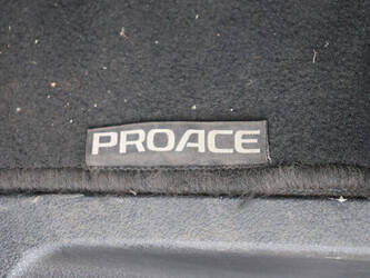 2021-toyota-proace-1456469-47419666