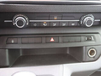 2021-toyota-proace-1456469-47419670