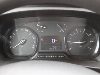 2021-toyota-proace-1456469-47419675